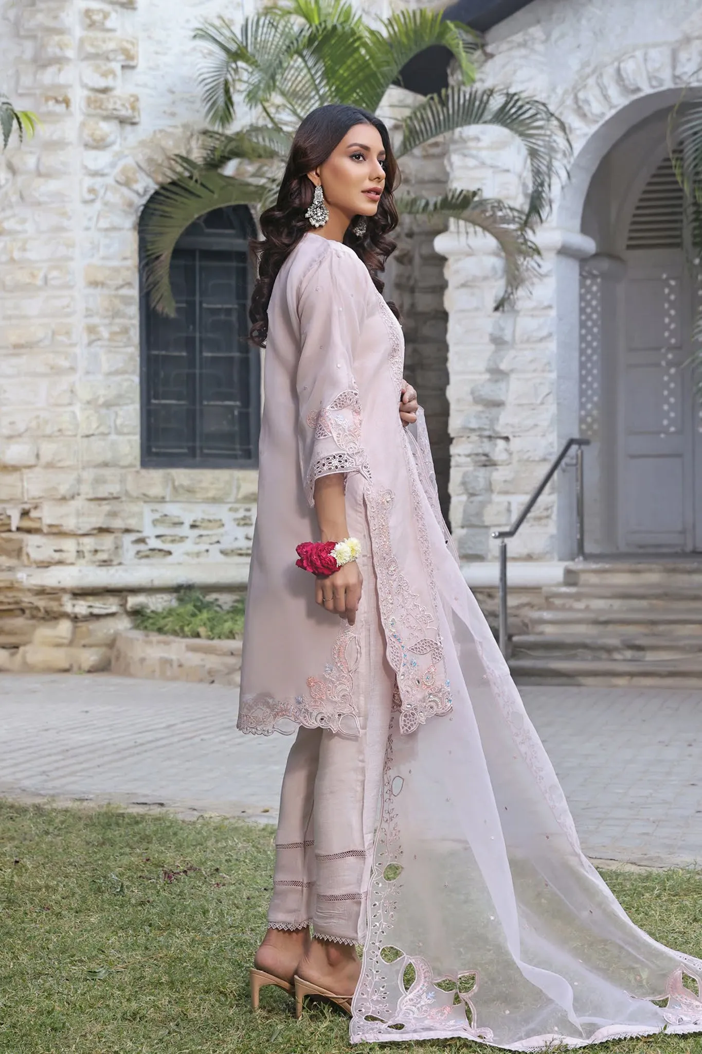 Kahani By Guzel Stitched 3 Piece Festive Formals Organza Collection'2024-04-Safarnama