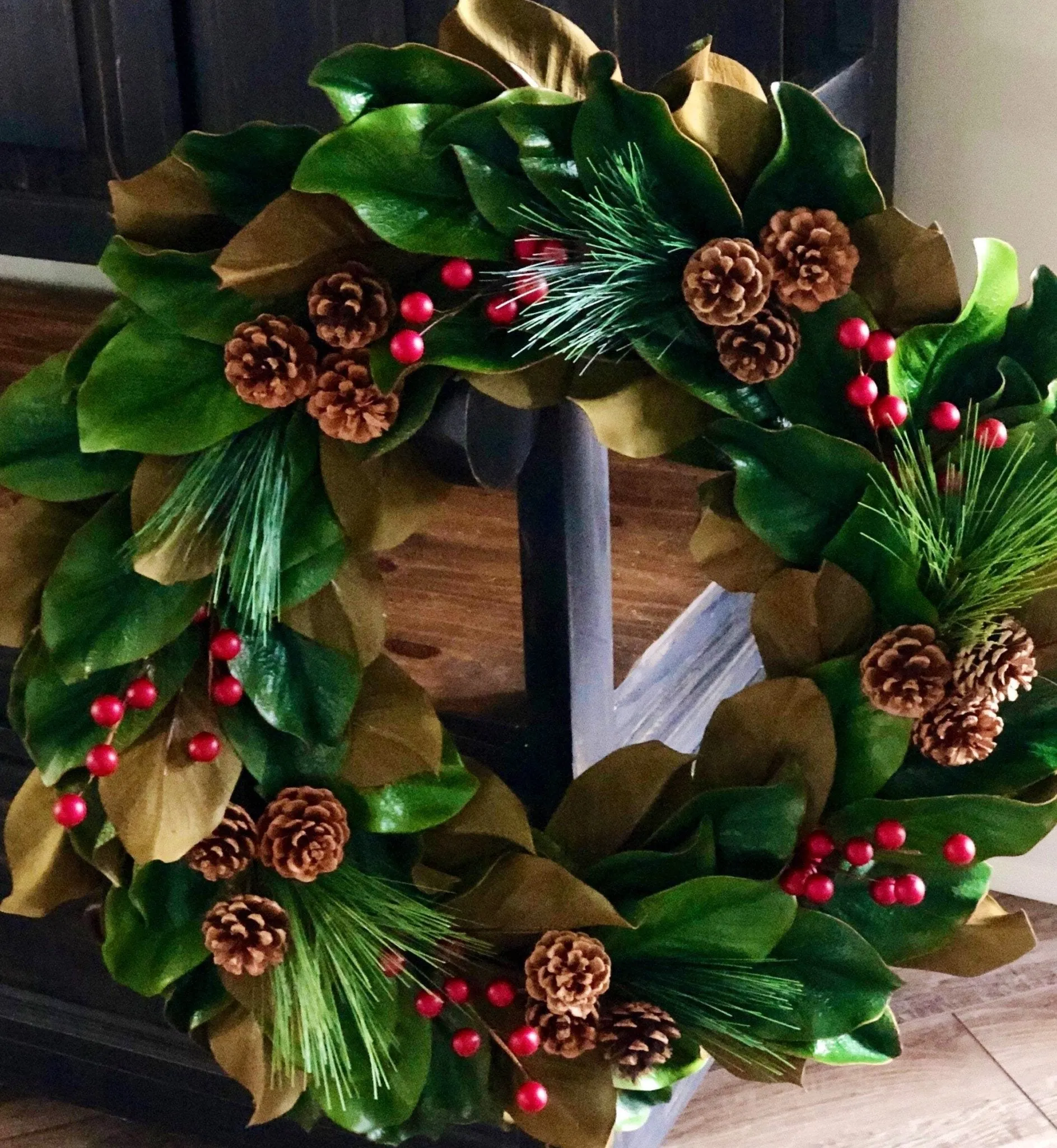 Winter Magnolia Wreath